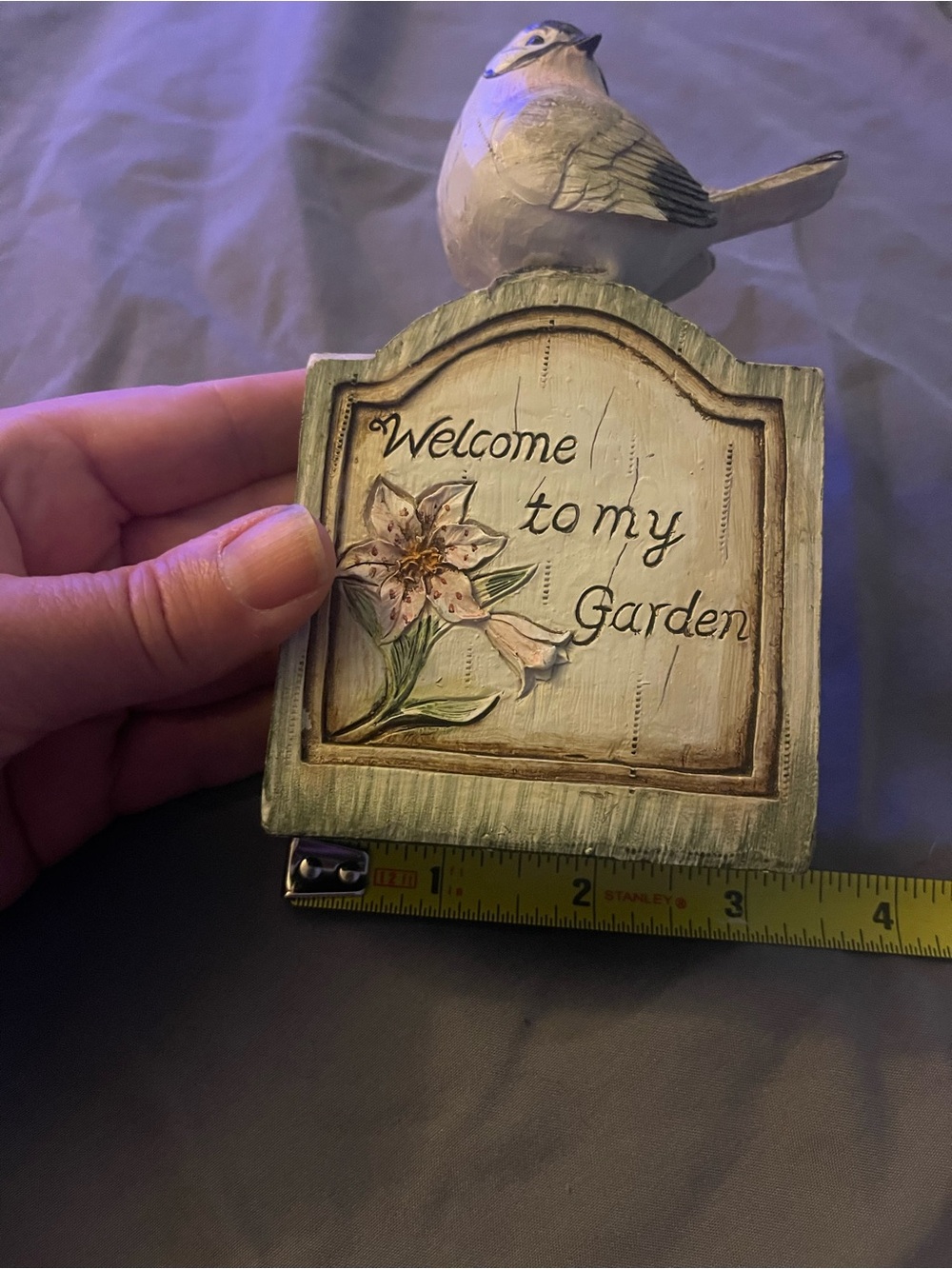 Welcome to My Garden Bird Plaque – Green and Cream Decorative Accent